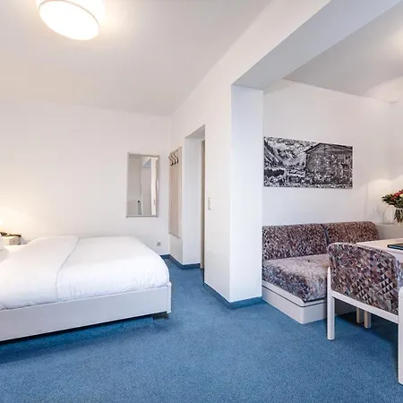 Goethehof Hotel 2*